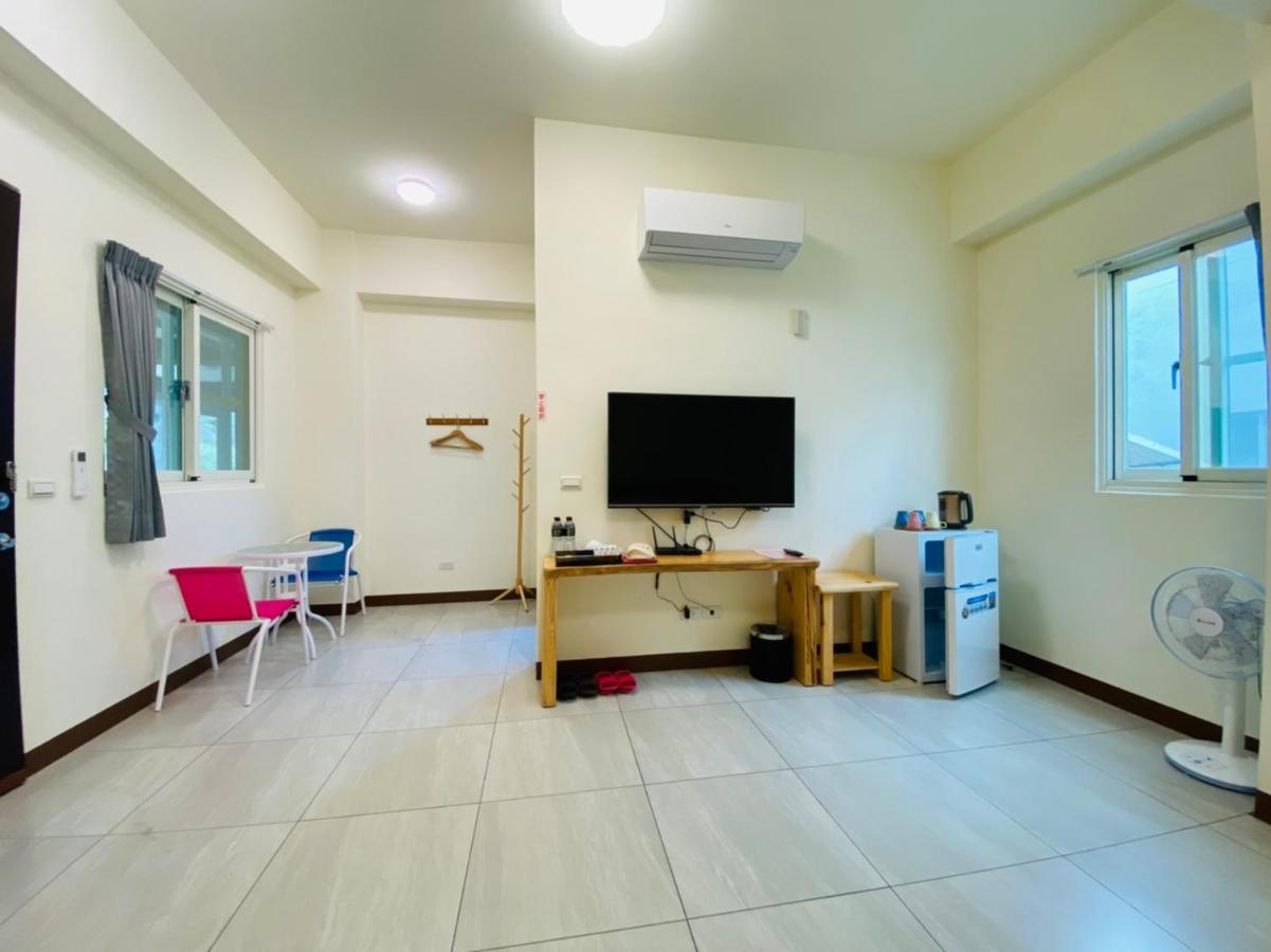 Appartamento Taitung Crabs House Chenggong Esterno foto