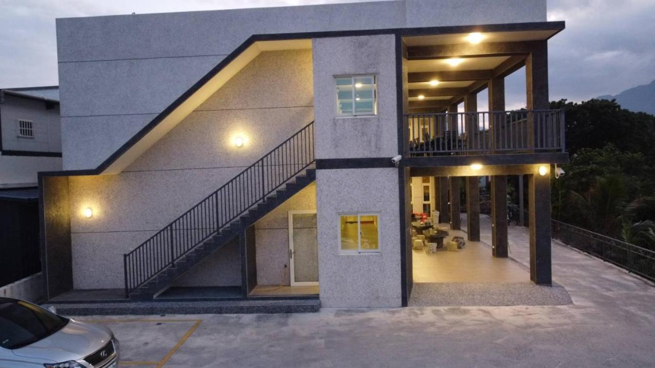 Appartamento Taitung Crabs House Chenggong Esterno foto