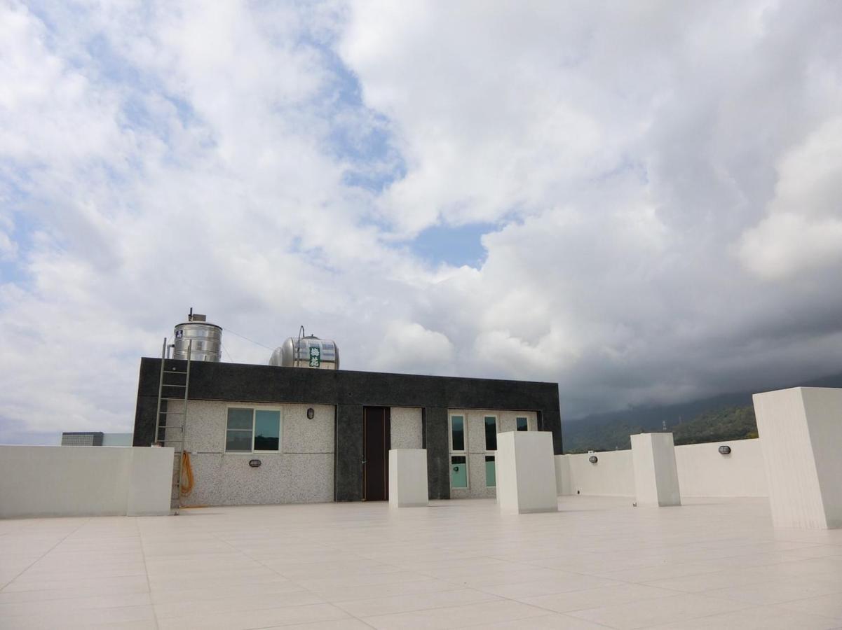 Appartamento Taitung Crabs House Chenggong Esterno foto